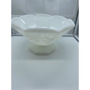 Vintage 9" White Milk Glass Fruit Bowl Centerpiece Pedestal Grape Designs